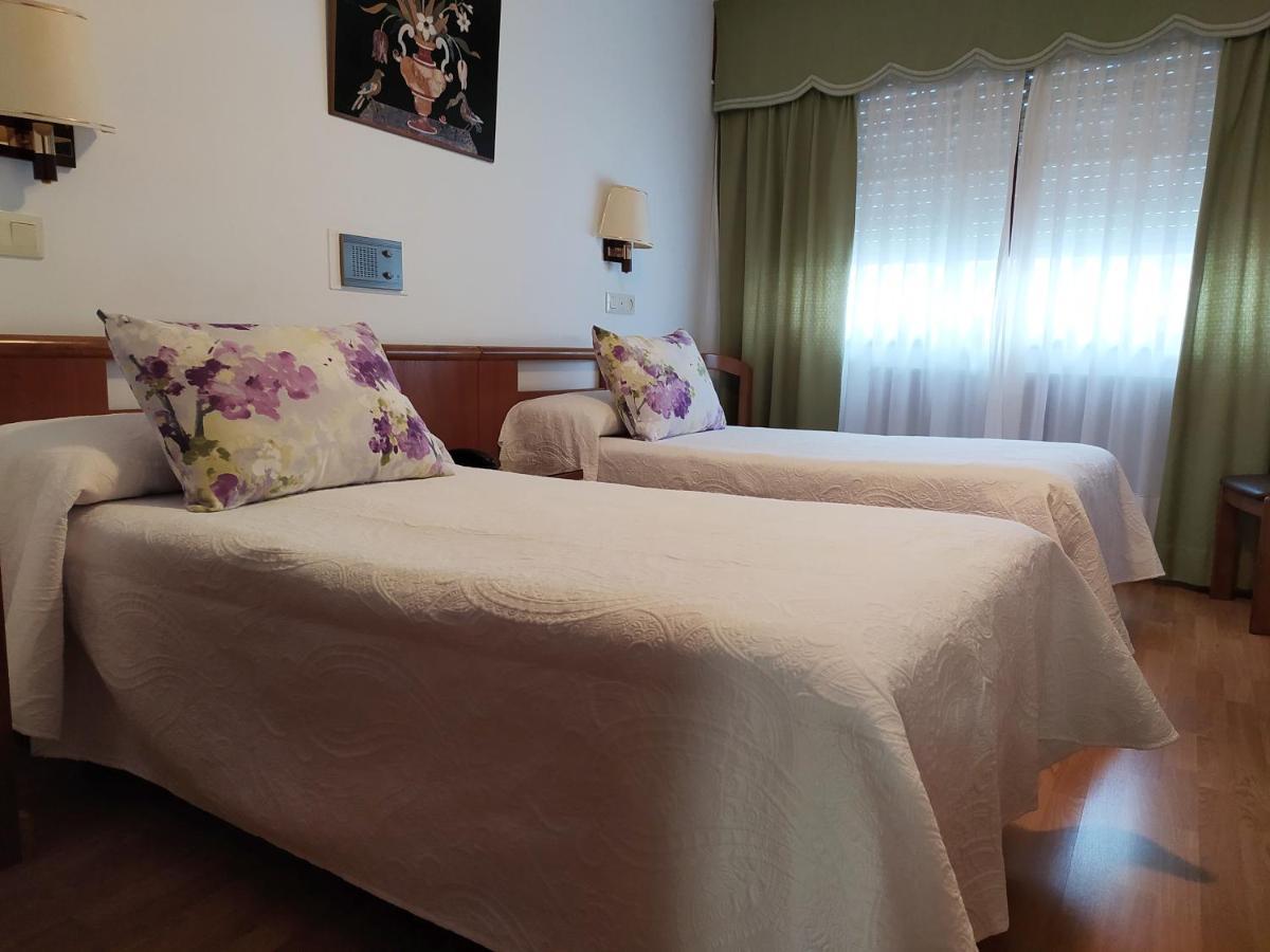 Hostal Palas A Coruña Kültér fotó