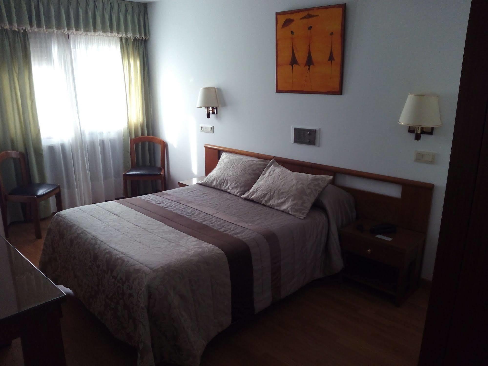 Hostal Palas A Coruña Kültér fotó