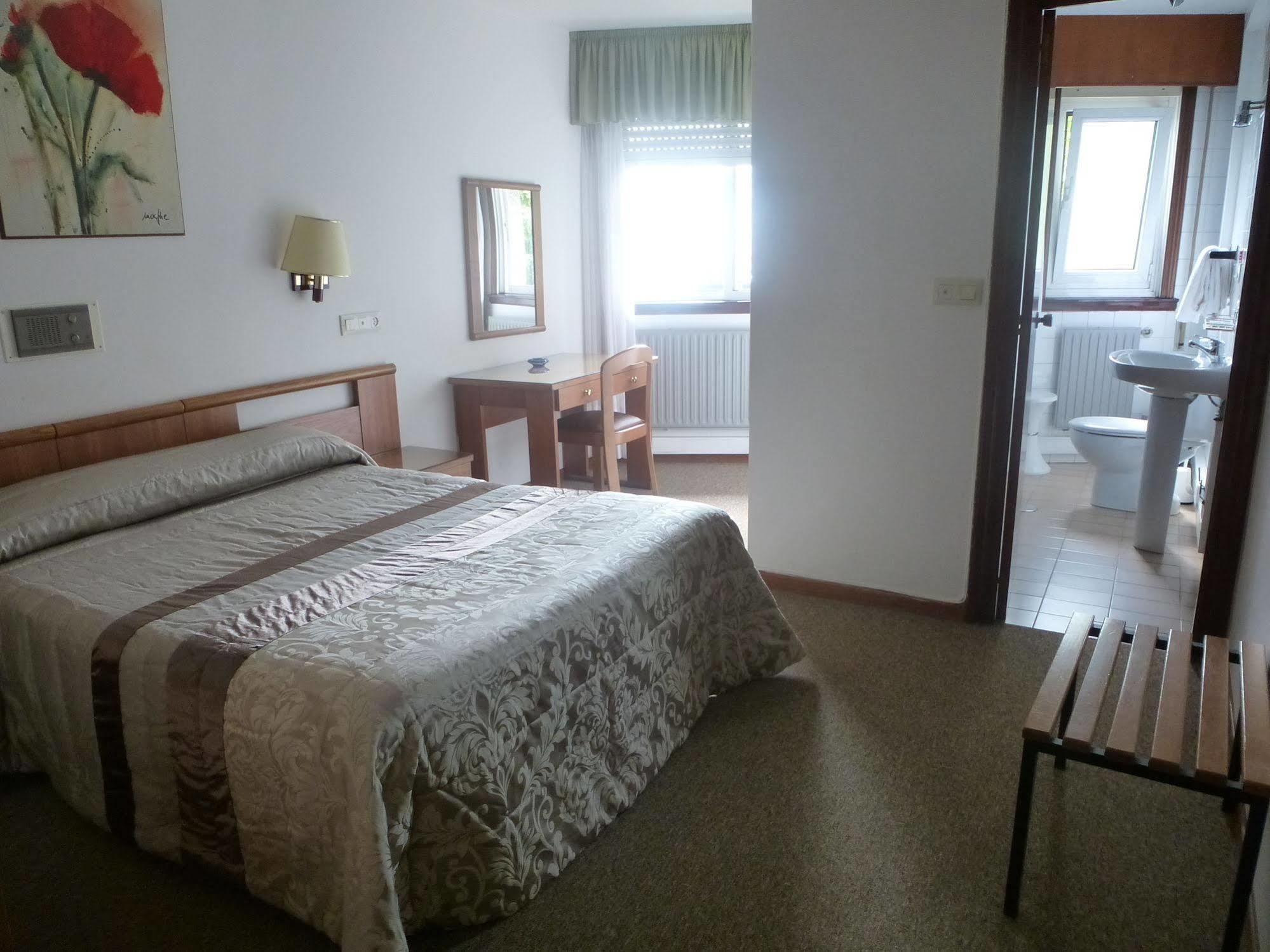 Hostal Palas A Coruña Kültér fotó